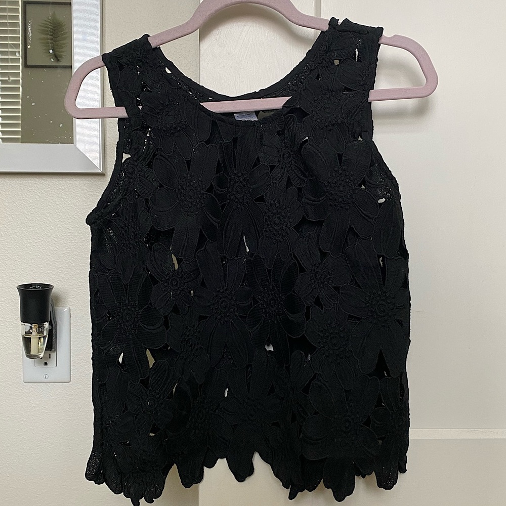 Rue 21 Floral Detail Top